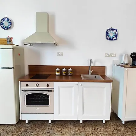 Bellavilla A * سورينتو