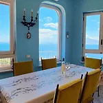 Bellavilla A * Sorrento